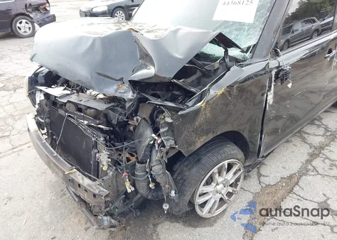2014 Scion Xb z USA, uszkodzony, nr VIN JTLZE4FE5EJ061966